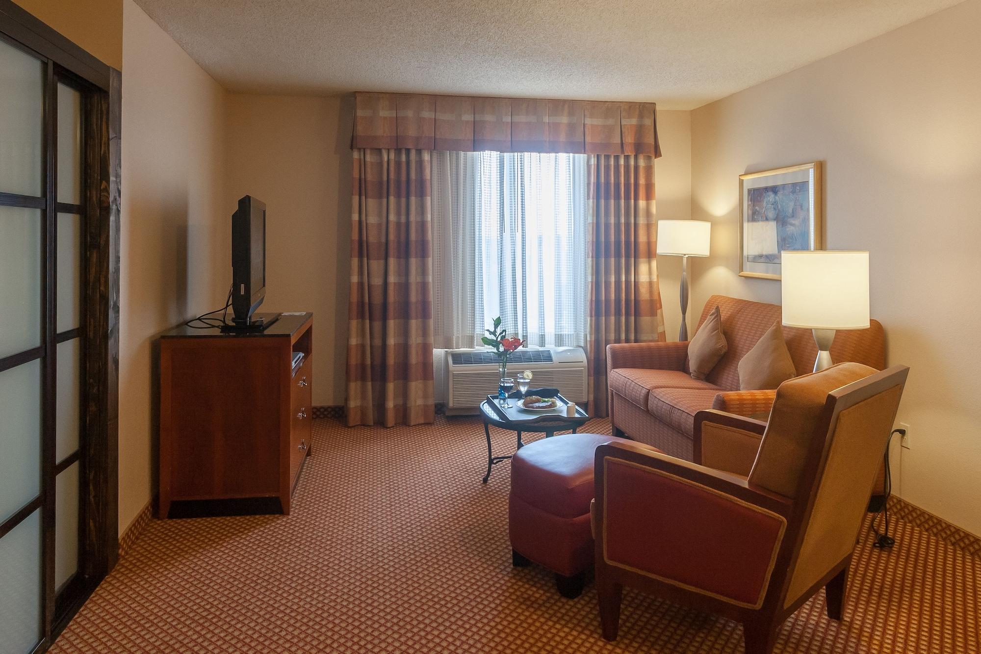 Hilton Garden Denver Airport 4*