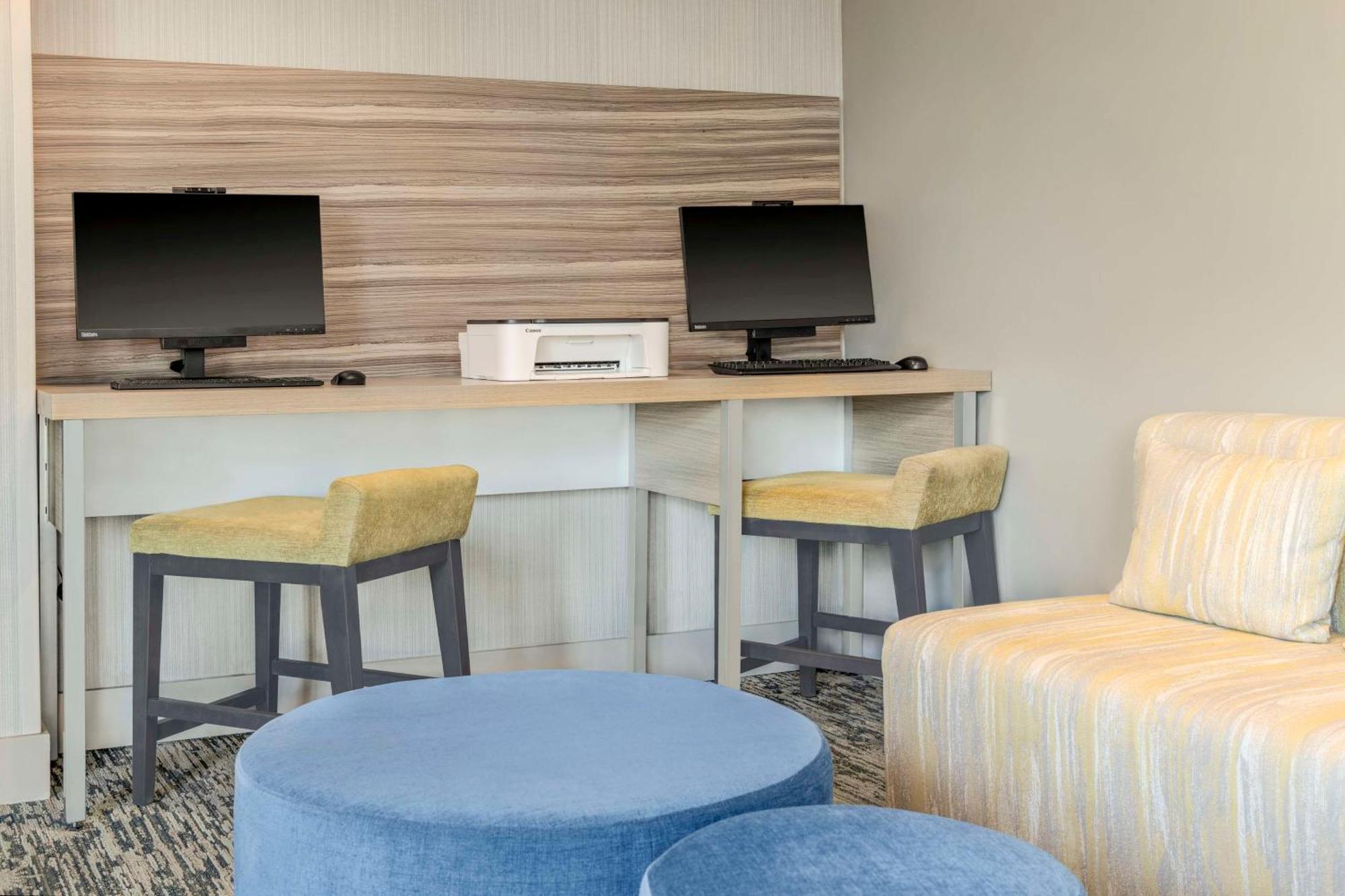 Hotel Hilton Garden Denver Airport 4*