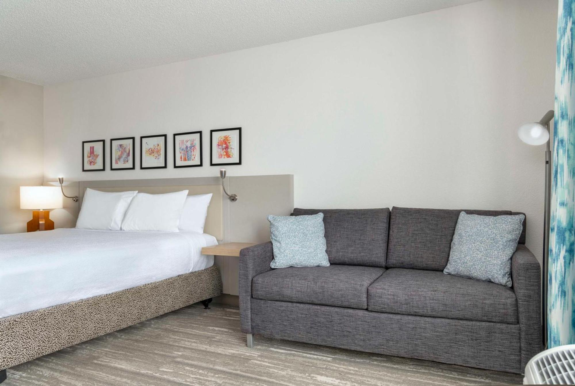 Hilton Garden Denver Airport Aurora