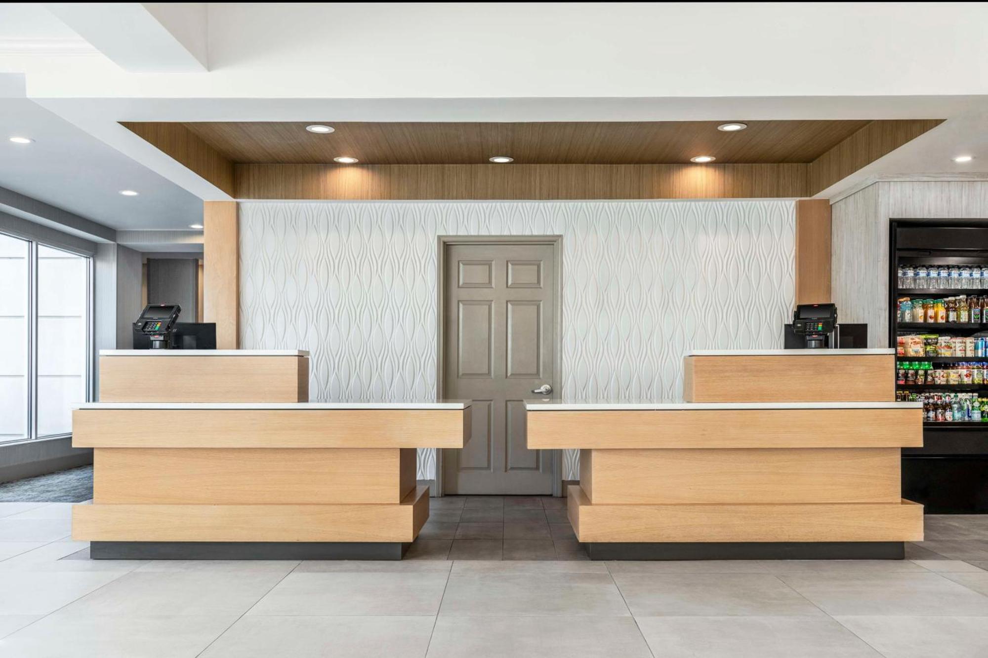 Hilton Garden Denver Airport